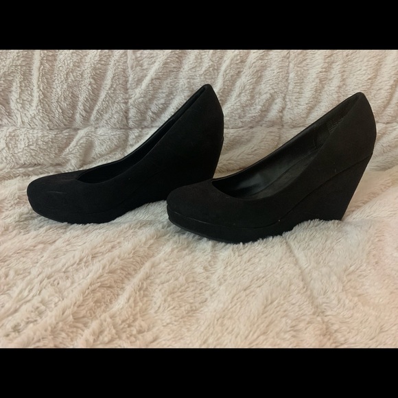 Wedges - Picture 2 of 6